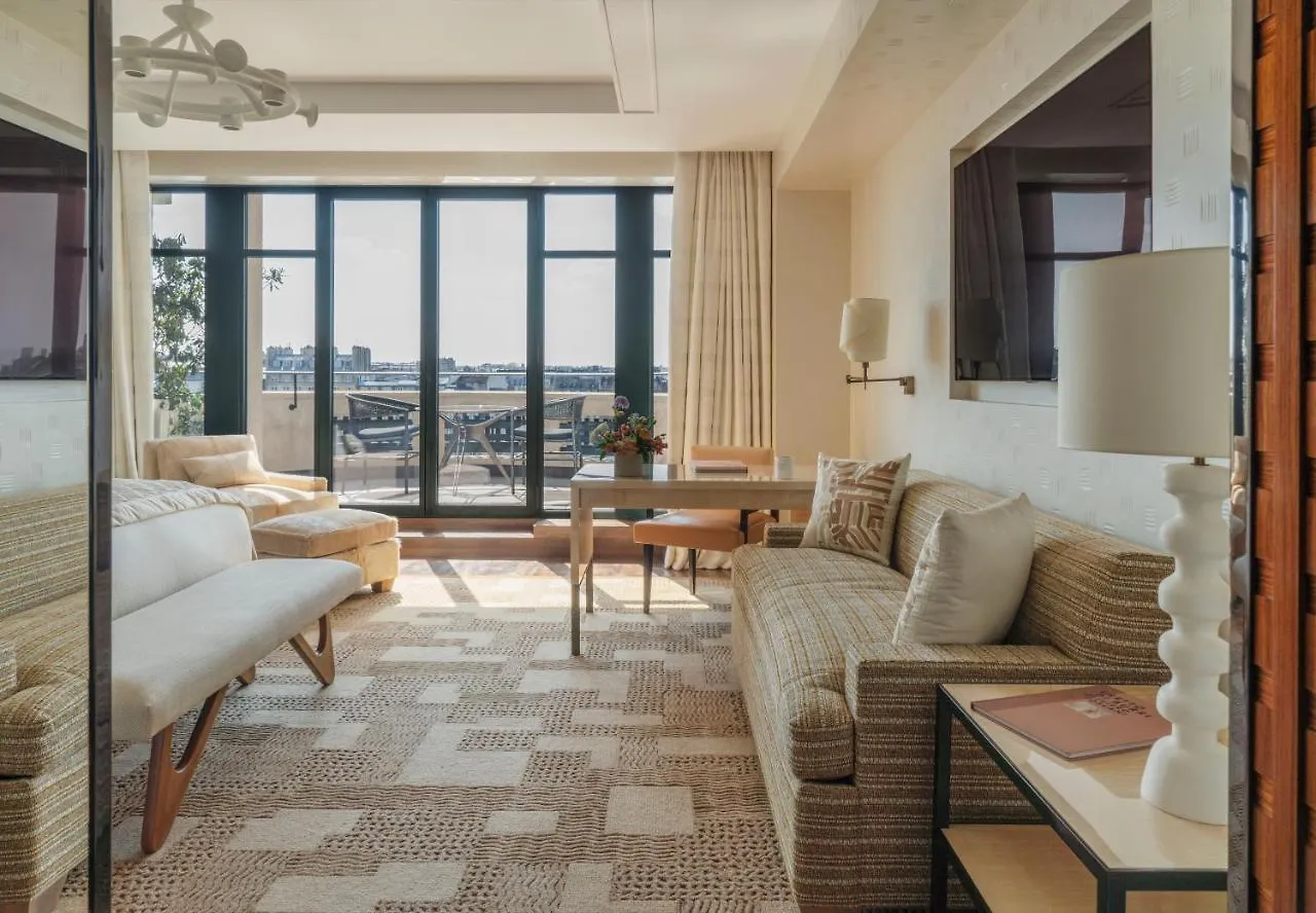 Cheval Blanc & Dior Cheval Blanc Hotell 5*