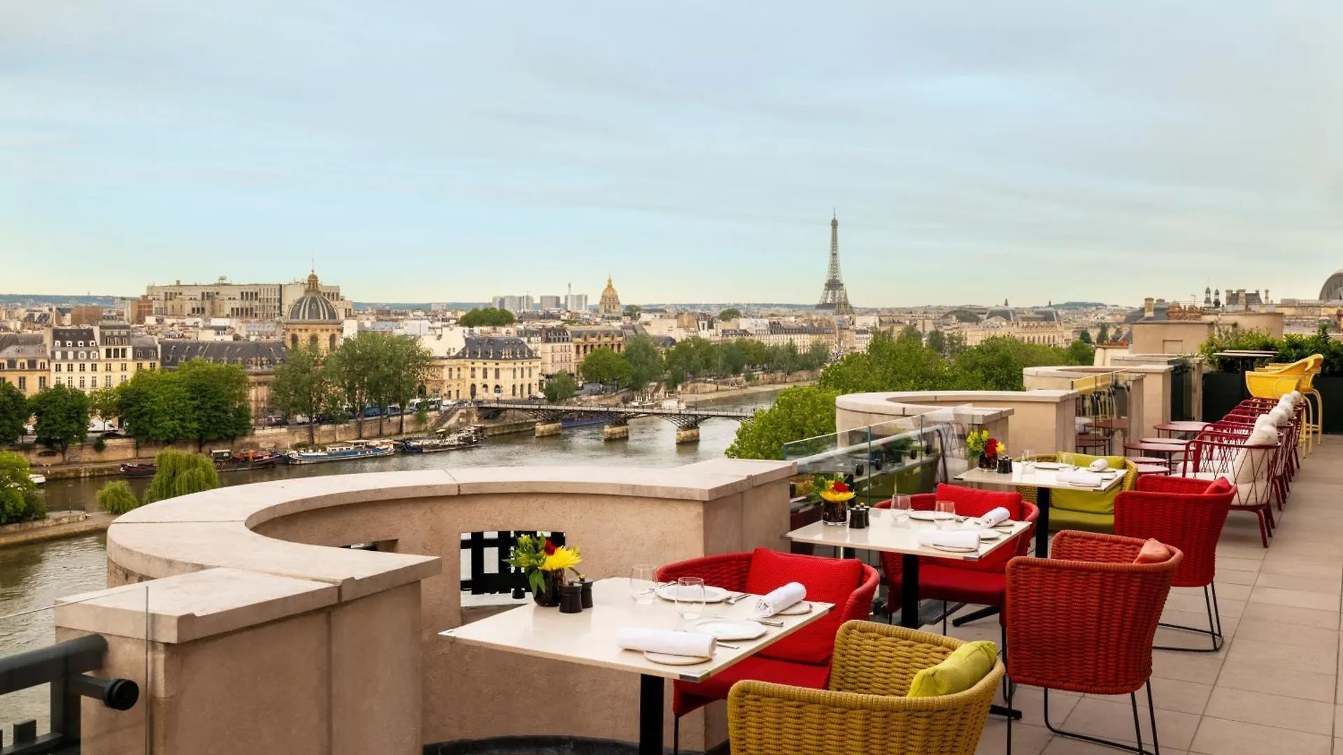 Cheval Blanc & Dior Cheval Blanc Paris