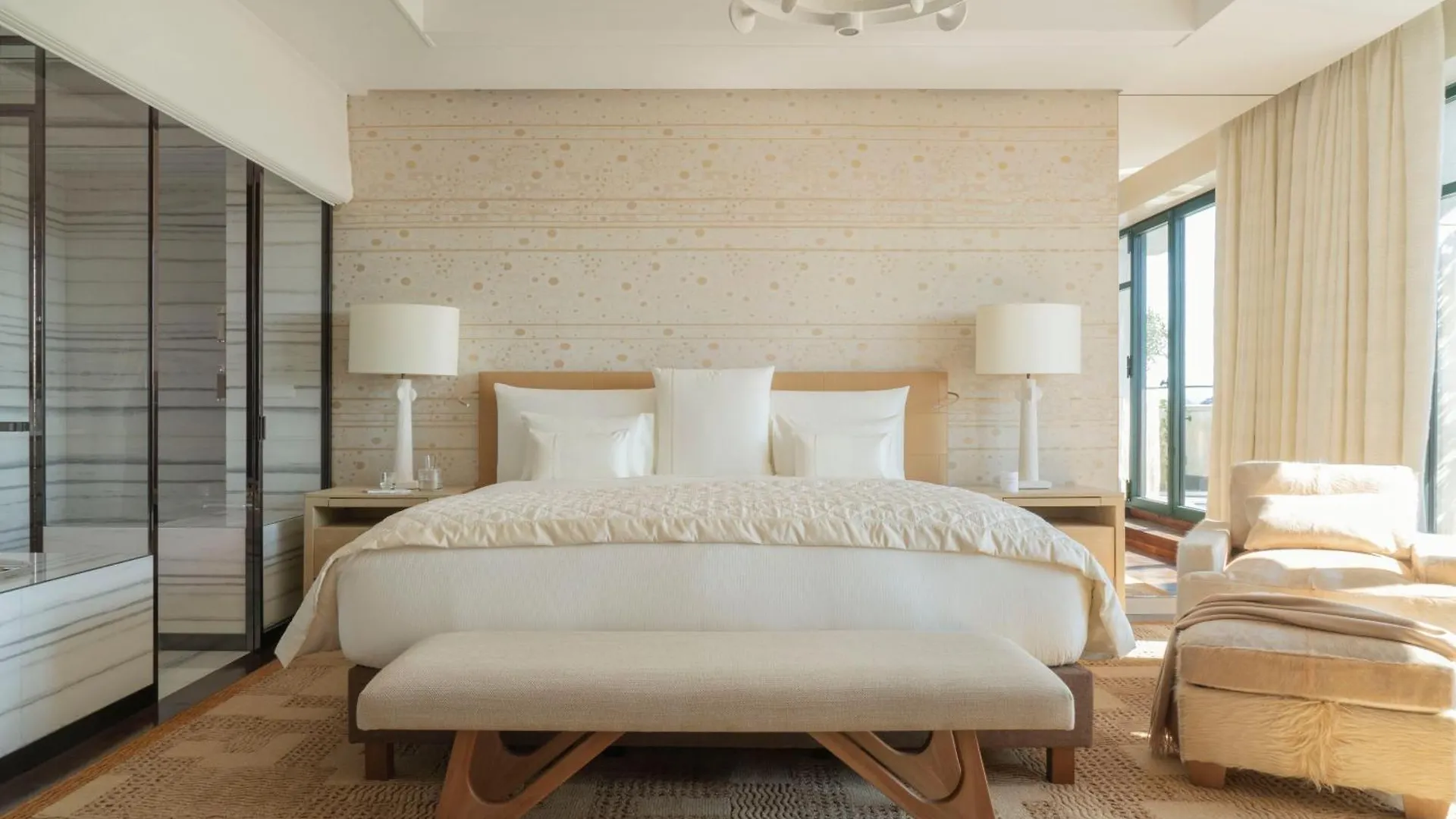 Cheval Blanc & Dior Cheval Blanc Hotell Paris