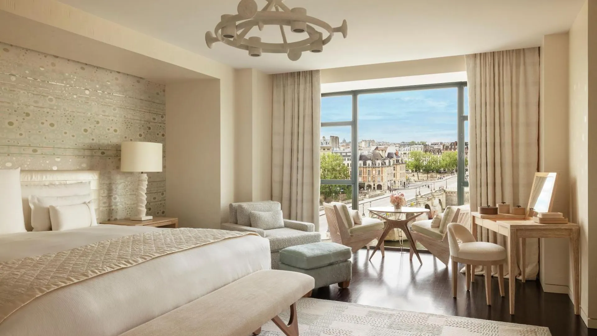 Cheval Blanc & Dior Cheval Blanc 5*