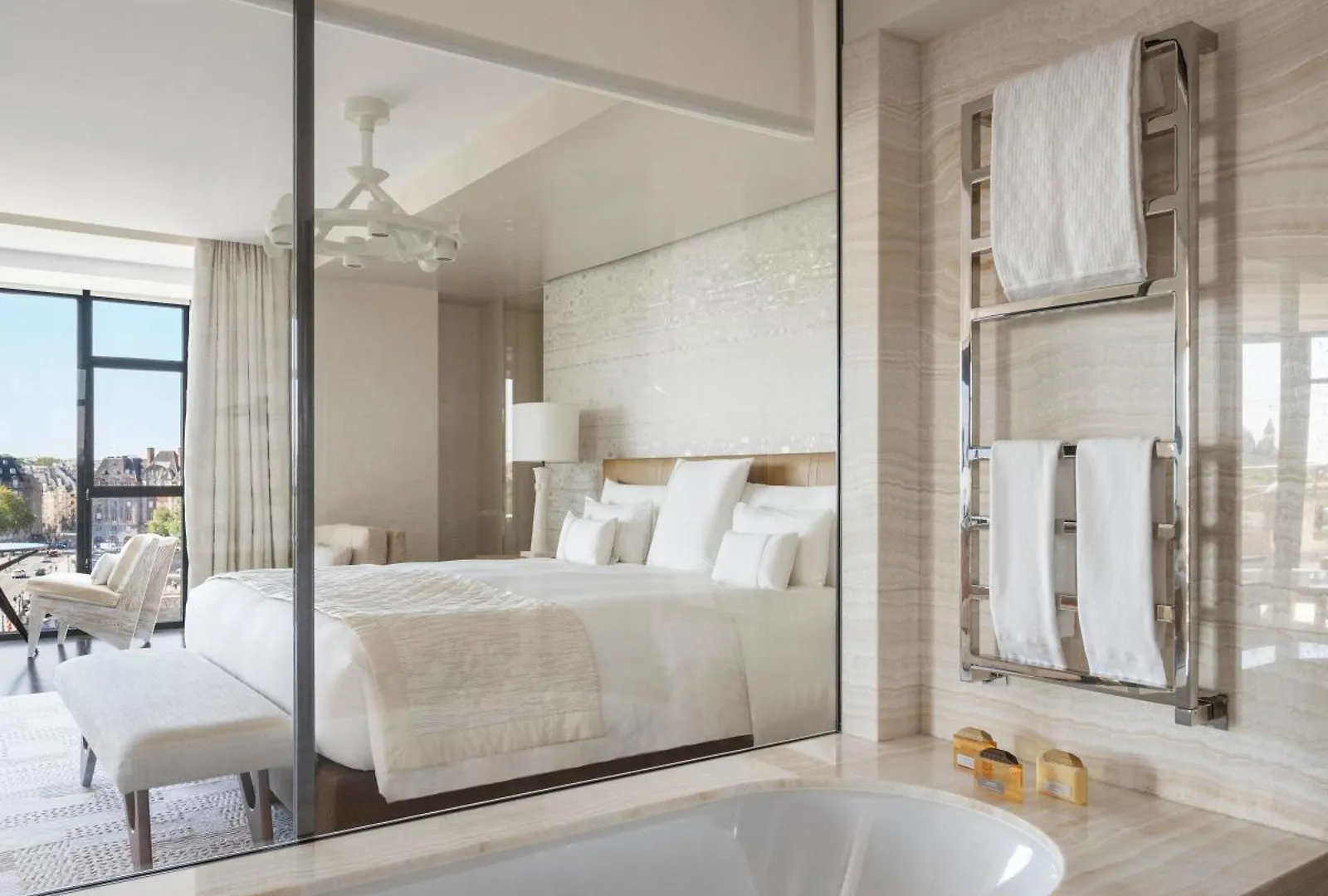Cheval Blanc & Dior Cheval Blanc 5* פריז